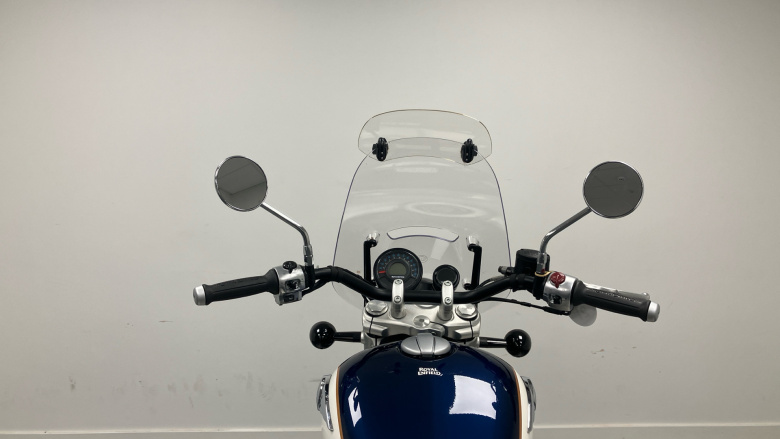 Royal Enfield Super Meteor 650 Top (23MY)